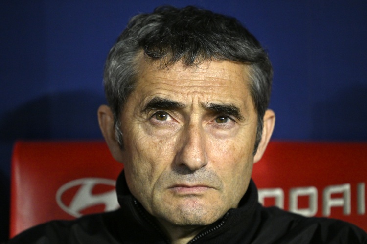 科贝电台：瓦伦西亚正在寻找新帅，巴尔韦德目前是头号热门人选