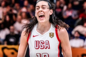 26胜0负！FIBA：斯图尔特参加女篮世界杯从未输过一场比赛
