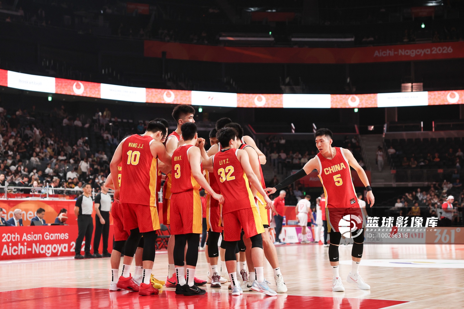 中国男篮3场小组赛狂胜128分 场均赢42.7分 44分大胜送菲律宾回家