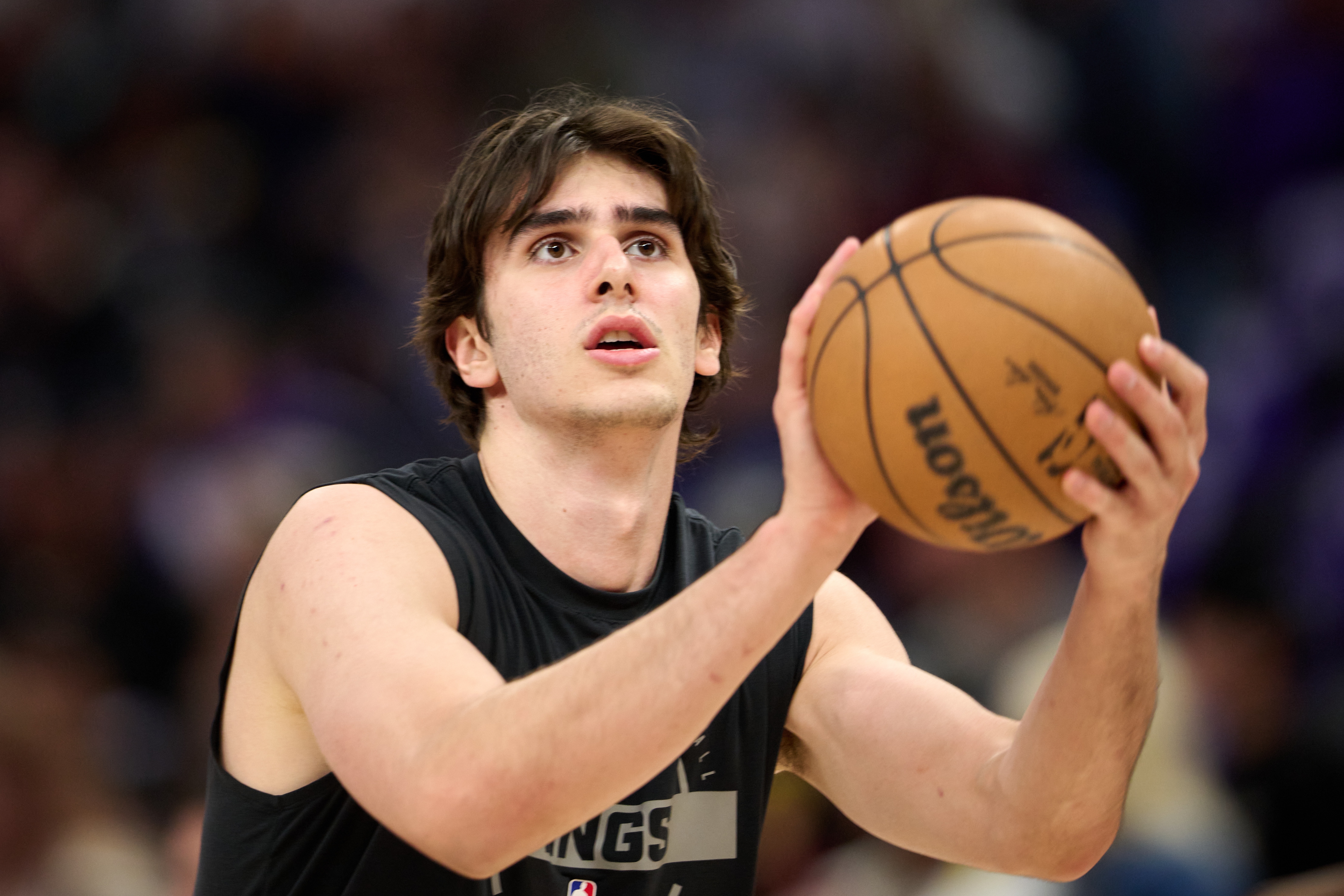 雷诺:在NBA球员常带伤作战 迎难而上尽显职业体育魅力 雷诺:在NBA球员常带伤作战 迎难而上尽显职业体育魅力