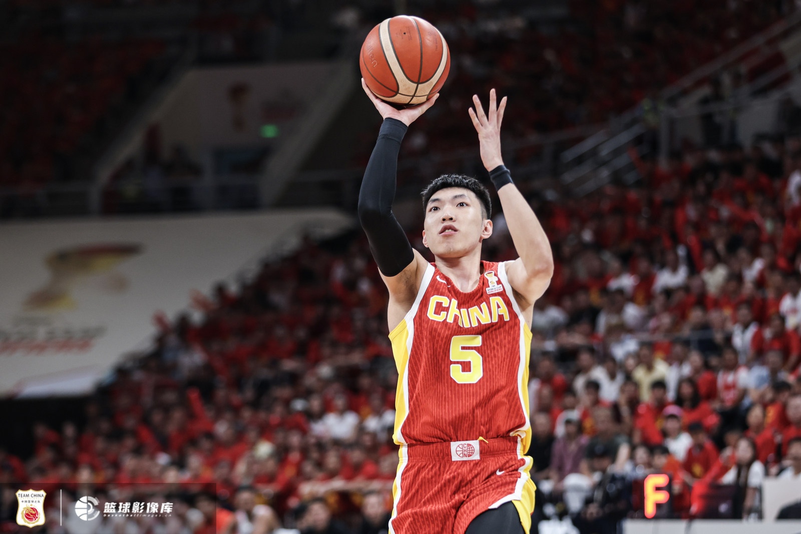 莱斯特城U21vs西汉姆U21直播无插件在线观看_莱斯特城U21vs西汉姆U21免费观看直播_莱斯特城U21vs西汉姆U21高清直播